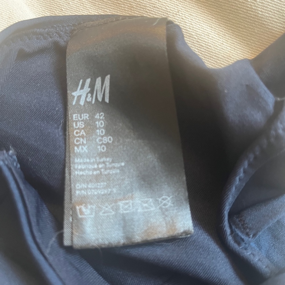 H and M bathing suit top size 10 navy blue